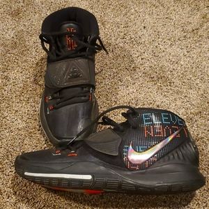 Nike Kyrie’s Eleven size 10.5